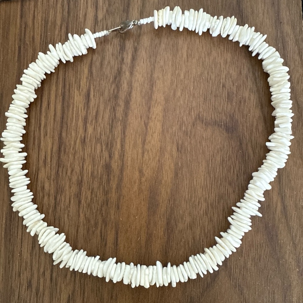 Puka White Shell Chip Necklace - Natural Beach Style